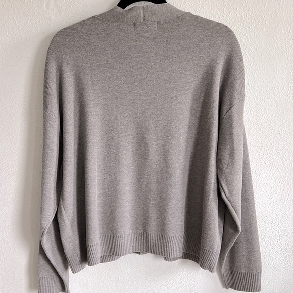 H&M Fine-knit Cardigan - Picture 5 of 5